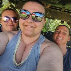 Meet your Posher, Holly